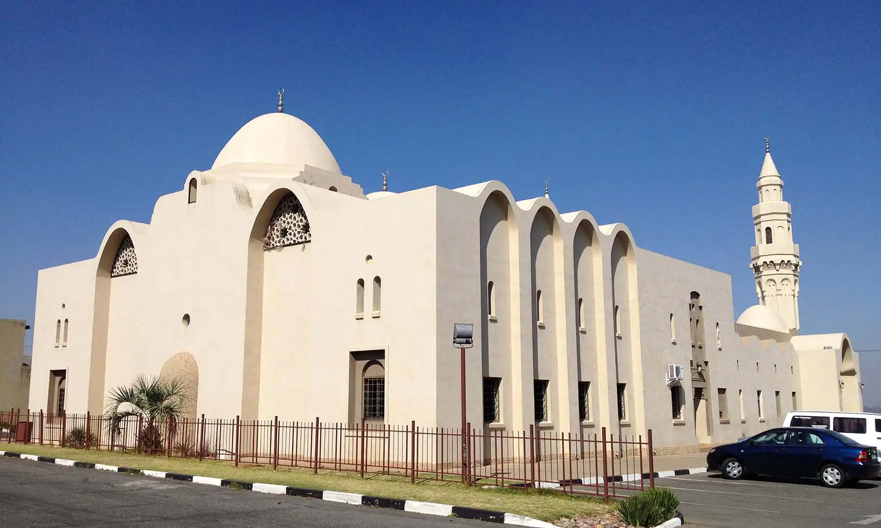 rel-Crosby-Masjid_pic1